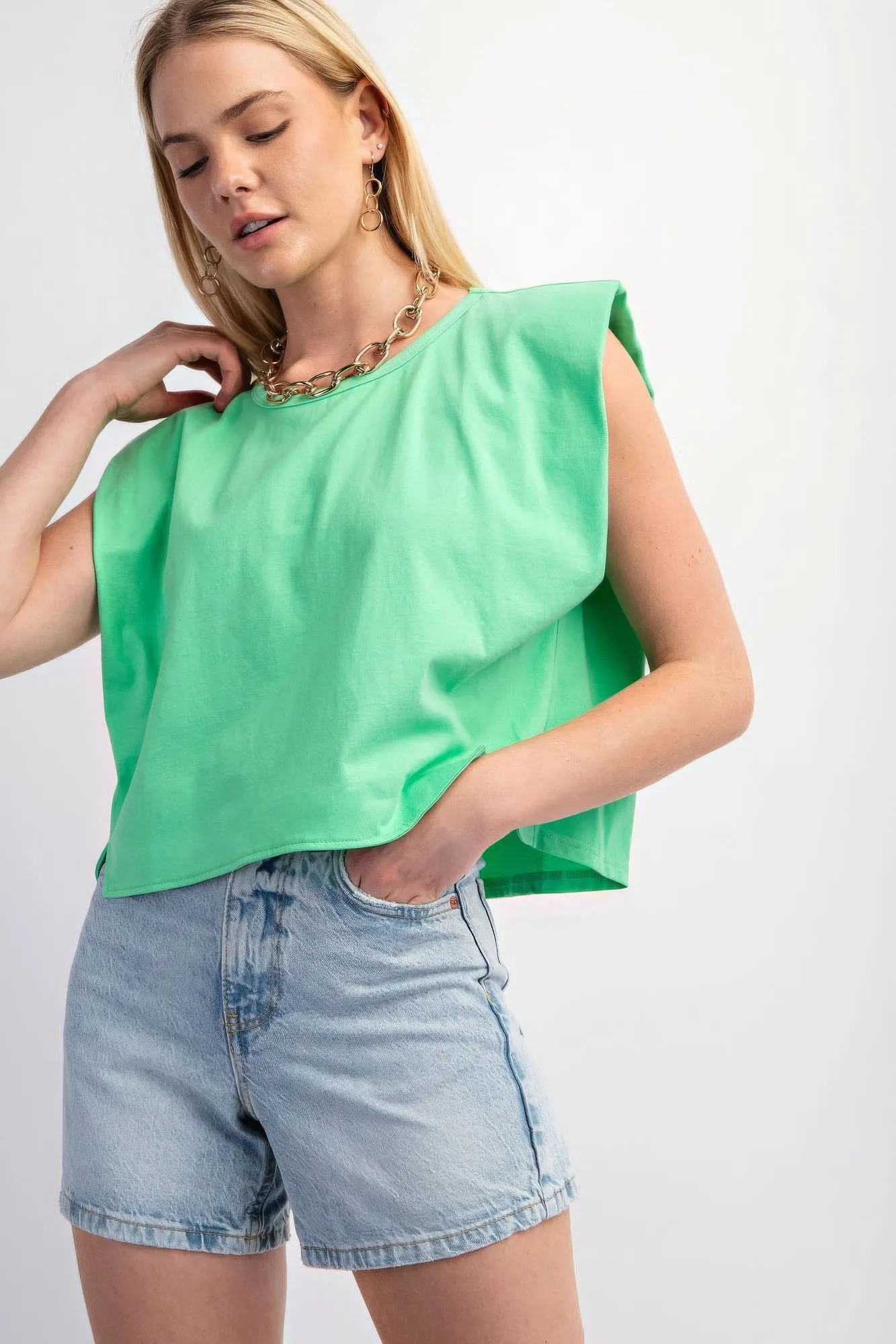 Casual Sleeveless Crop Top With Shoulder Pads