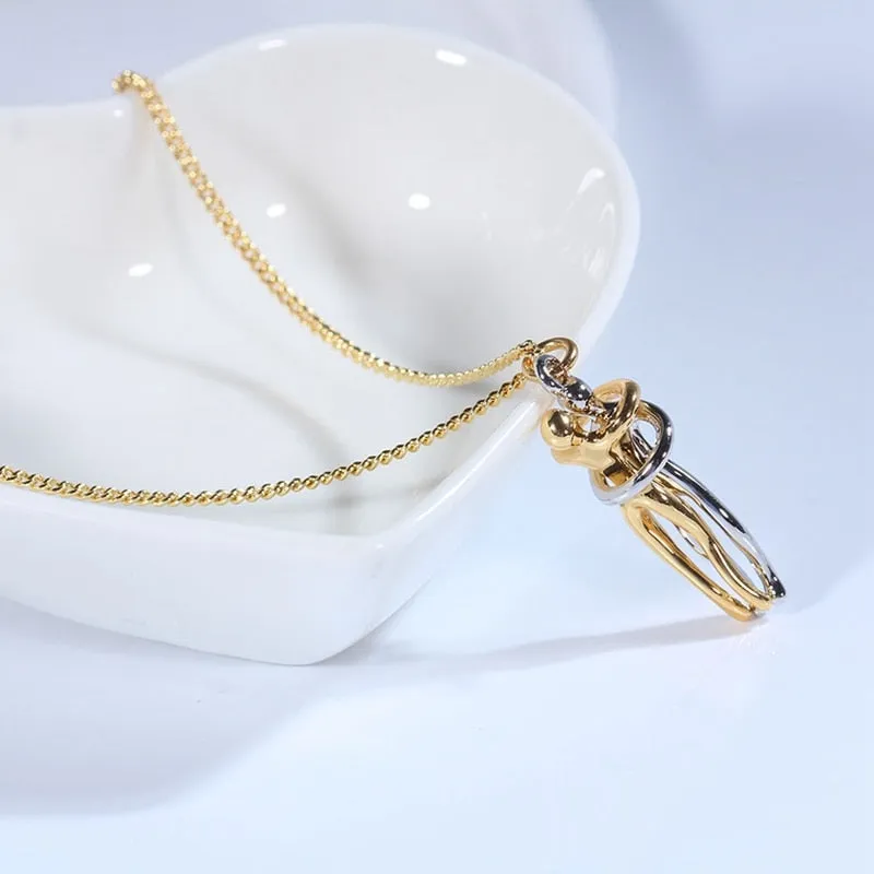 Eternal Love - Exquisite Unisex Couple Hugging Pendant Necklace - Perfect Gift for Couples