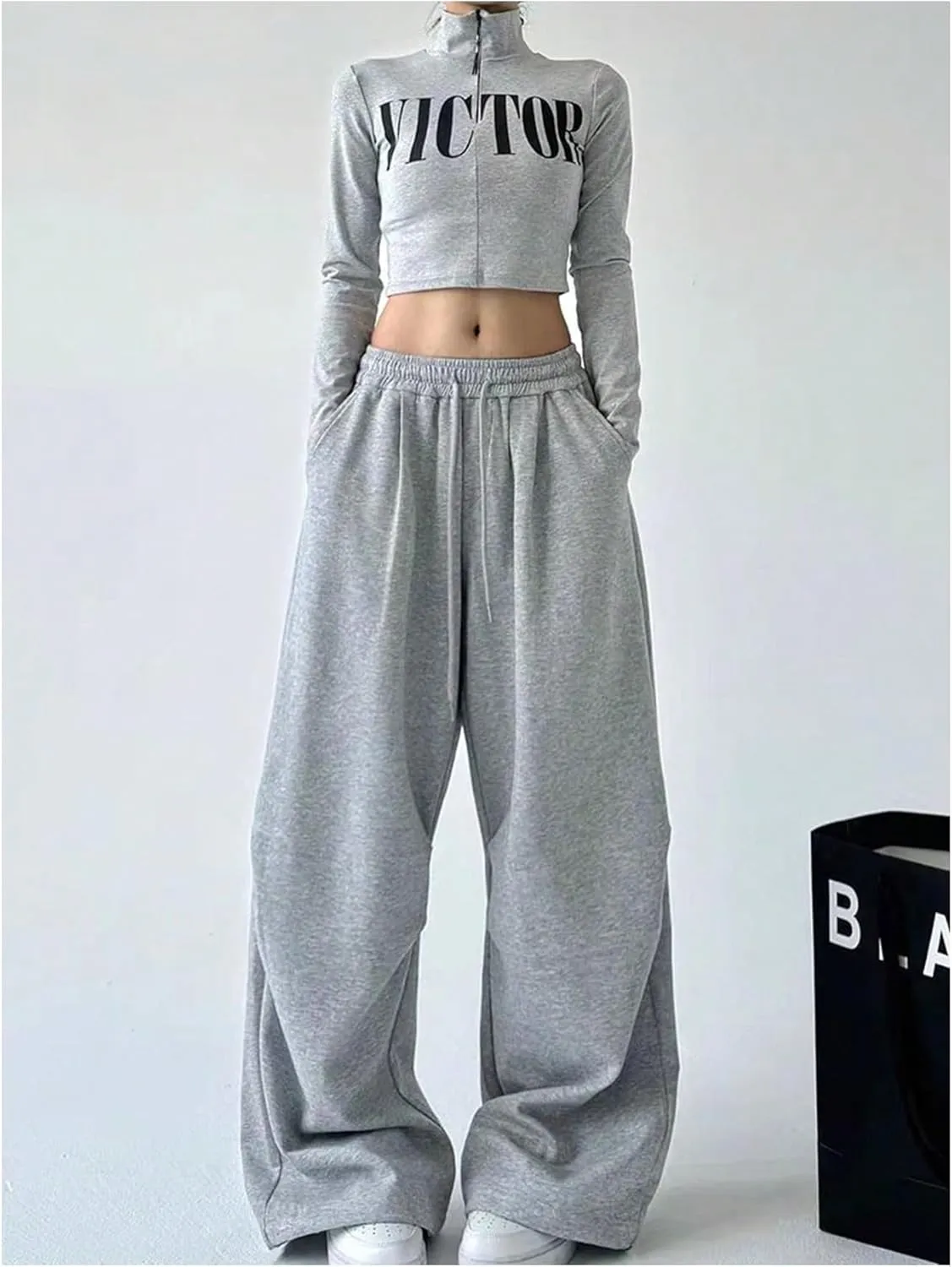 GORGLITTER Women's Stacked Baggy Sweatpants Y2K Drawstring Waist Flared Jogger Pants