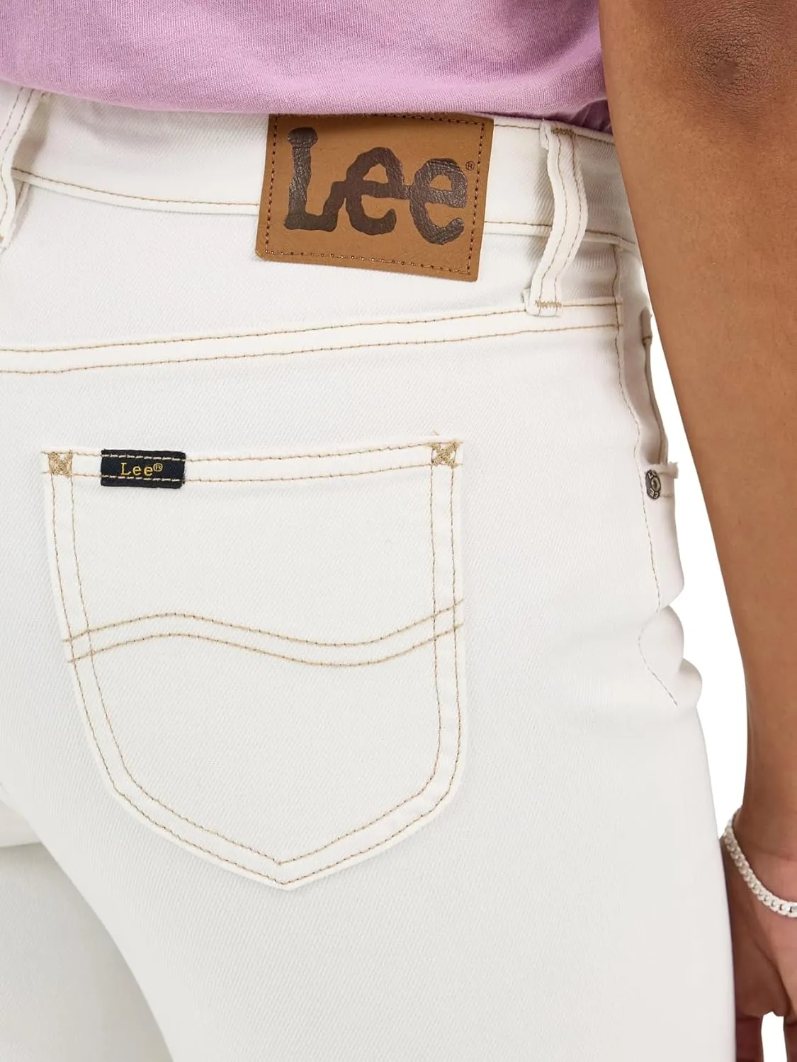 Lee Women's Legendary Mid Rise '90s Taper Jean