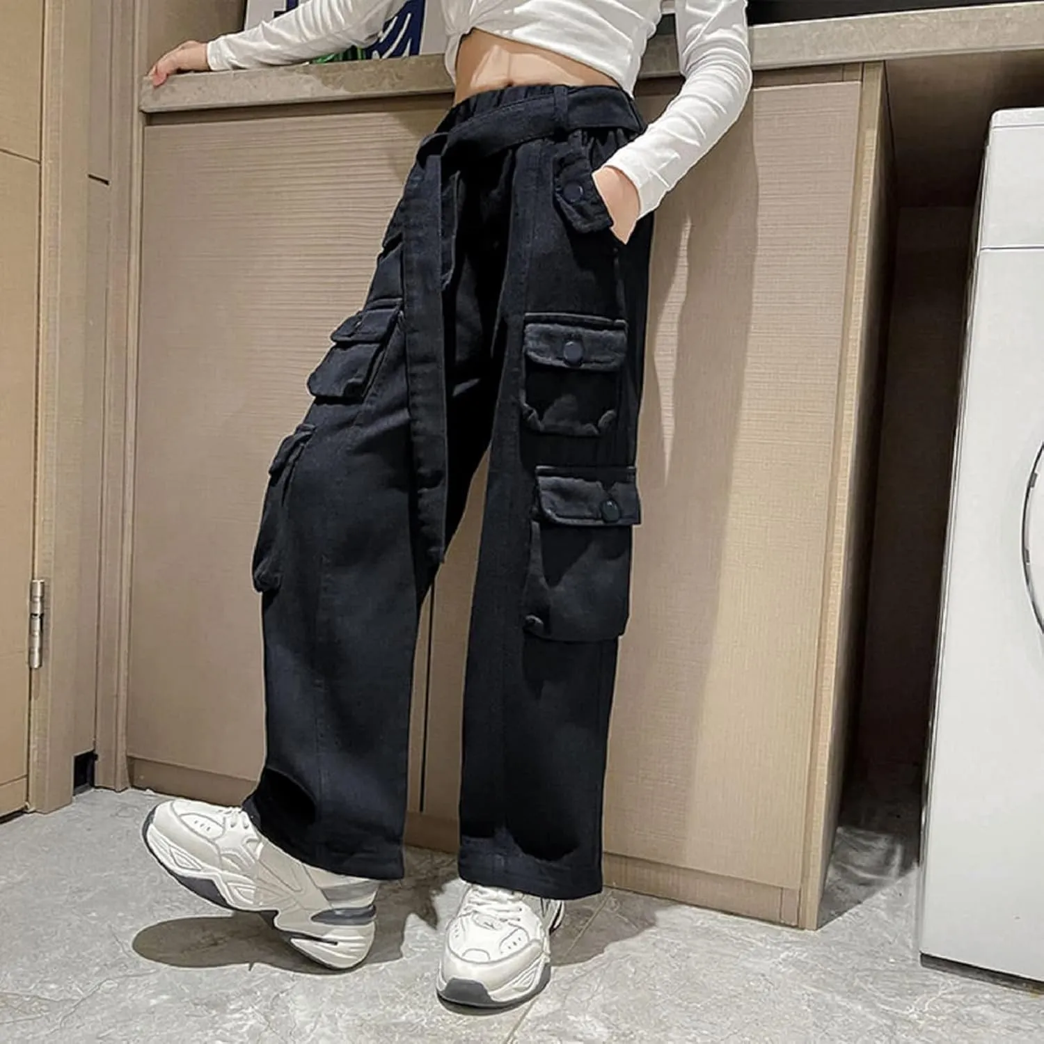 Rolanko Girls Cargo Pants Baggy Y2K Cargo Trousers Jeans Wide Leg Pants with Multi Pockets 4-15 Years